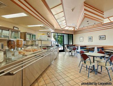 Days Inn & Suites By Wyndham Fullerton Restaurante foto